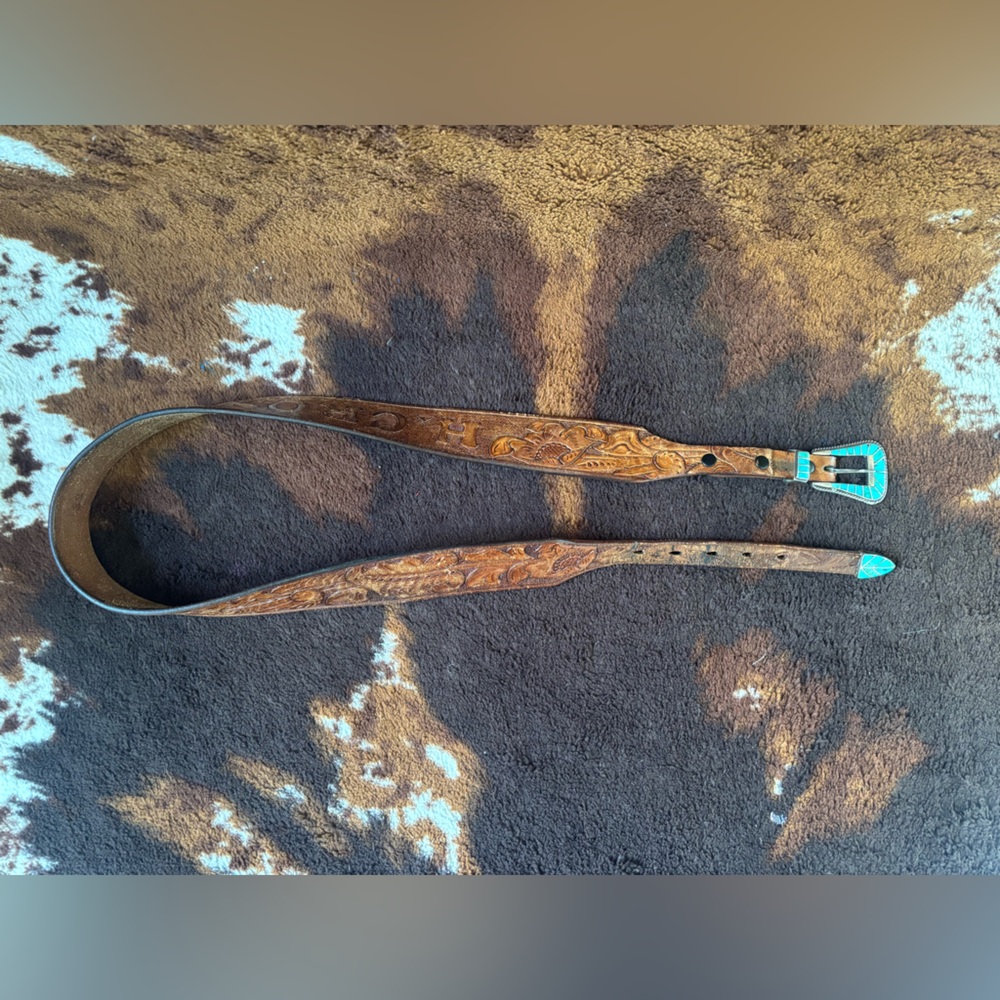 Vintage tooled H. Cronemeyer tooled belt with Zuni inlay ranger set - Picture 3 of 6
